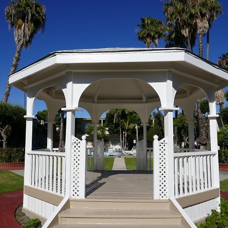 Best Western Golden Sails Hotel Long Beach Exterior photo